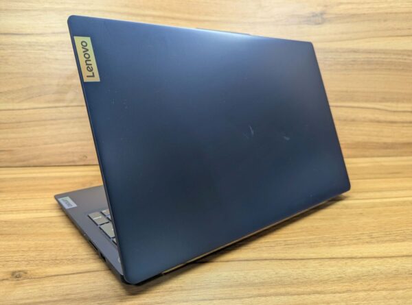 Ультрабук Б-клас Lenovo IdeaPad Slim3 15IRU9 / 15.6" (1920x1080) IPS / Intel Core 5-120U (10 (12) ядер по 1.4 - 5.0 GHz) / 16 GB DDR5 / 1000 GB SSD / Intel Graphics / WebCam / Windows 11 - Зображення 8