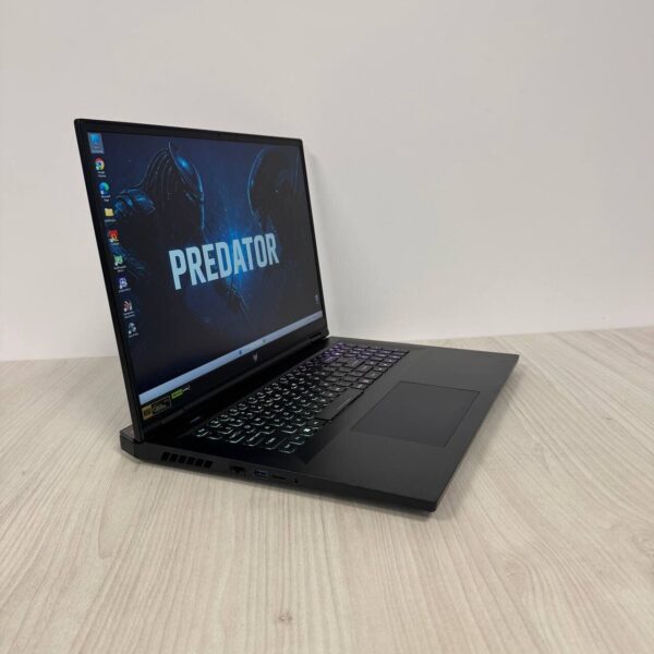 Ігровий ноутбук Acer Predator Helios 18 PH18-71 / 18" (1920x1200) IPS / Intel Core i7-13700HX (16 (24) ядер по 3.7 - 5.0 GHz) / 16 GB DDR5 / 1000 GB SSD NVMe / nVidia GeForce RTX 4060, 8 GB GDDR6, 128-bit / WebCam - Зображення 4