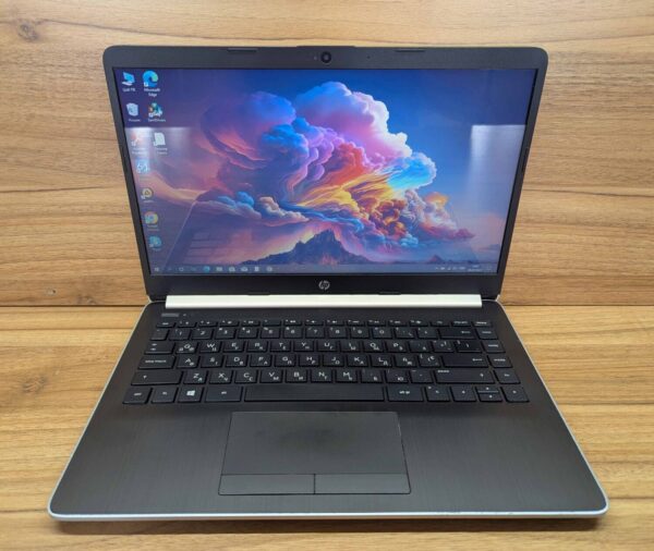 Ноутбук Б-клас HP 14-dk0002dx / 14" (1366x768) TN / AMD A9-9425 (2 ядра по 3.1 - 3.7 GHz) / 8 GB DDR4 / 240 GB SSD / AMD Radeon R5 Graphics / WebCam / Windows 10 - Зображення 2