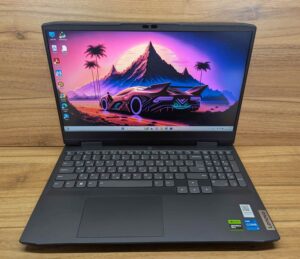 Ігровий ноутбук Б-клас Lenovo IdeaPad Gaming 3 15IAH7 / 15.6" (1920x1080) IPS / Intel Core i5-12450H (8 (12) ядер по 3.3 - 4.4 GHz) / 16 GB DDR4 / 512 GB SSD / nVidia GeForce RTX 3050, 4 GB GDDR6, 128-bit / WebCam / Windows 11