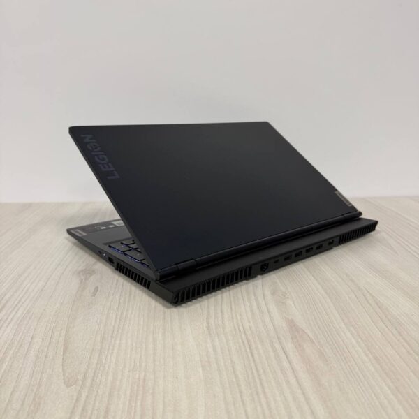Ігровий ноутбук Б-клас Lenovo Legion 5 15ACH6H / 15.6" (1920x1080) IPS / AMD Ryzen 5 5600H (6 (12) ядер по 3.3 - 4.2 GHz) / 32 GB DDR4 / 512 GB SSD NVMe / nVidia GeForce RTX 3050 Ti, 4 GB GDDR6, 128-bit / WebCam - Зображення 6