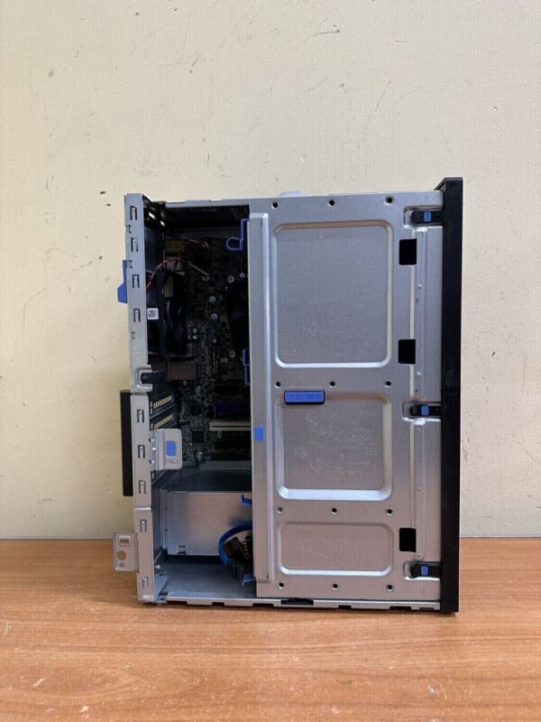 Комп'ютер Dell OptiPlex 7040 Tower / Intel Core i5-6500 (4 ядра по 3.2 -3.6 GHz) / 8 GB DDR4 / no HDD / Intel HD Graphics 530 / 240W / DVD-RW / DisplayPort / HDMI - Зображення 7