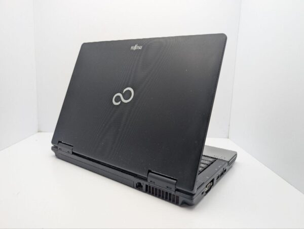 Ноутбук Fujitsu LifeBook S752 / 14" (1366x768) TN / Intel Core i5-3320M (2 (4) ядра по 2.6 - 3.3 GHz) / 6 GB DDR3 / 500 GB HDD / Intel HD Graphics 4400 - Зображення 8