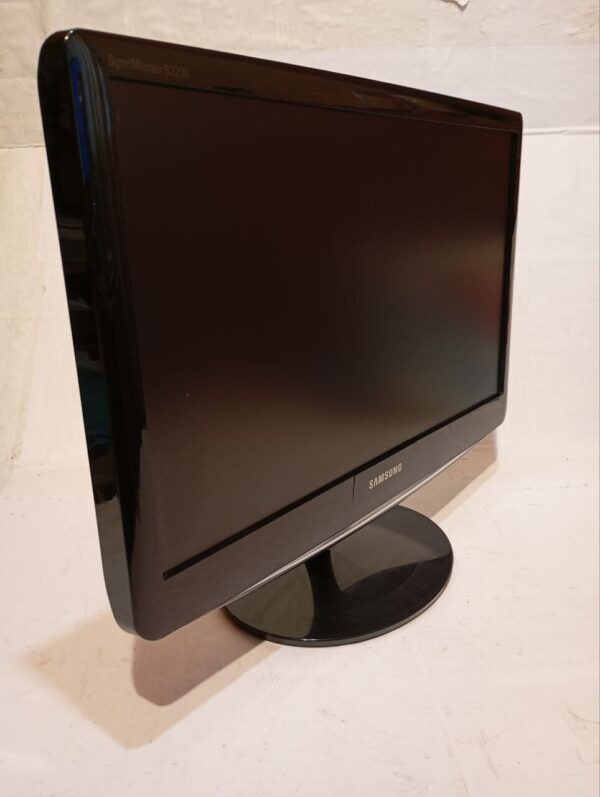 Комплект ПК Б-клас: Fujitsu Esprimo E700 E85+ SFF / Intel Core i5-2400 (4 ядра по 3.1 - 3.4 GHz) / 8 GB DDR3 / 500 GB HDD / Intel HD Graphics 2000 / DVD-RW + Монітор Samsung SyncMaster B2230N / 22" (1920x1080) TN / VGA - Зображення 7