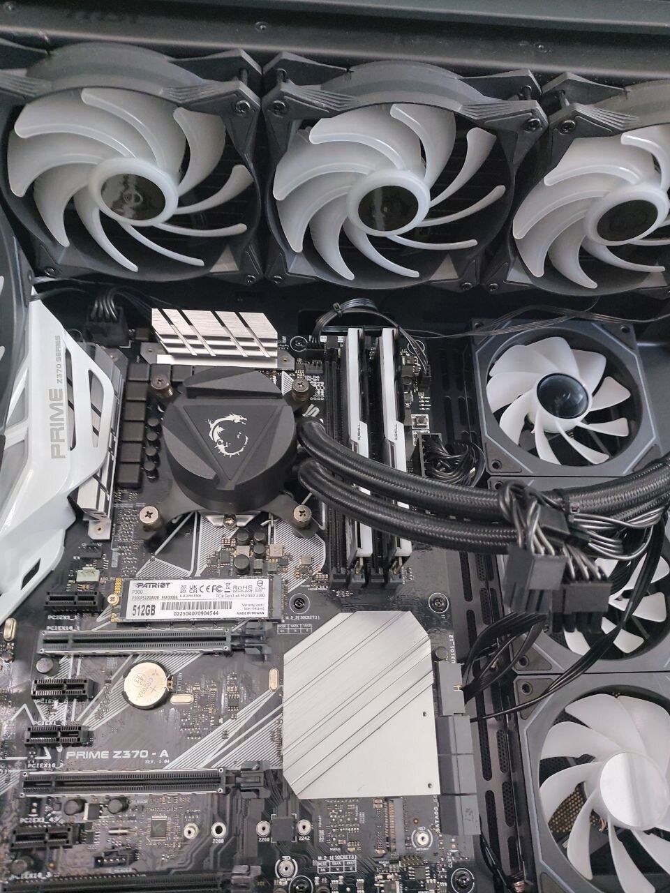 Ігровий ПК AeroCool P500-G-BK-v1 Tower / Intel Core i7-9700KF (8 ядер по 3.6 - 4.9 GHz) / 16 GB DDR4 / 512 GB SSD M.2 / nVidia GeForce GTX 1080 Ti, 11 GB GDDR5X, 352-bit / 500W + Кабелі (живлення та DVI), перехідник DisplayPort - Зображення 6