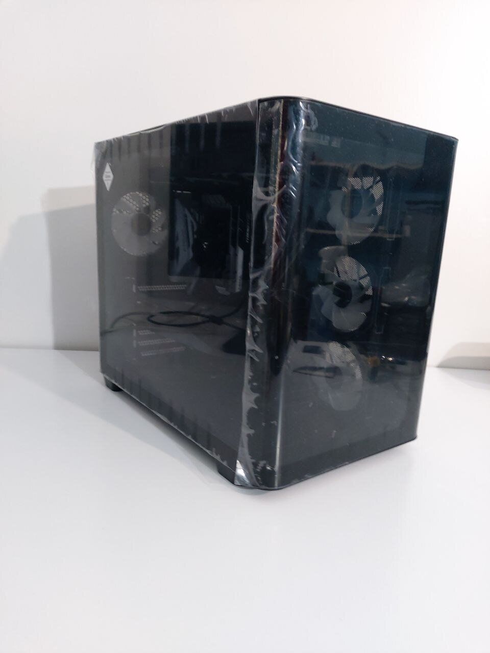 Ігровий ПК AeroCool P500-G-BK-v1 Tower / Intel Core i7-9700KF (8 ядер по 3.6 - 4.9 GHz) / 16 GB DDR4 / 512 GB SSD M.2 / nVidia GeForce GTX 1080 Ti, 11 GB GDDR5X, 352-bit / 500W + Кабелі (живлення та DVI), перехідник DisplayPort - Зображення 3