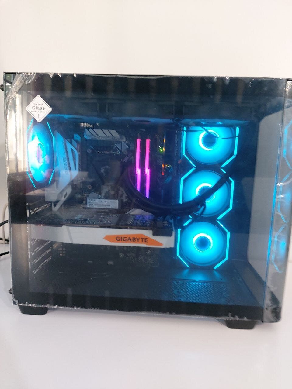 Ігровий ПК AeroCool P500-G-BK-v1 Tower / Intel Core i7-9700KF (8 ядер по 3.6 - 4.9 GHz) / 16 GB DDR4 / 512 GB SSD M.2 / nVidia GeForce GTX 1080 Ti, 11 GB GDDR5X, 352-bit / 500W + Кабелі (живлення та DVI), перехідник DisplayPort - Зображення 2