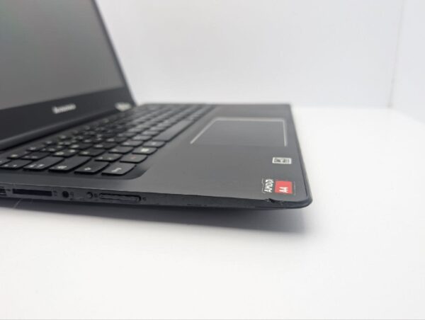 Ноутбук-трансформер Б-клас Lenovo Yoga 500-14ACL / 14" (1366x768) TN Touch / AMD A4-7210 (4 ядра по 1.8 - 2.2 GHz) / 4 GB DDR3 / 120 GB SSD / AMD Radeon R3 Graphics / WebCam / АКБ не тримає - Зображення 3