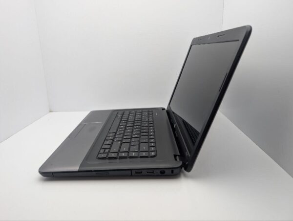 Ноутбук HP 655 / 15.6" (1366x768) TN / AMD E2-1800 (2 ядра по 1.7 GHz) / 6 GB DDR3 / 320 GB HDD / AMD Radeon HD 7340 Graphics / WebCam / DVD-ROM - Зображення 5