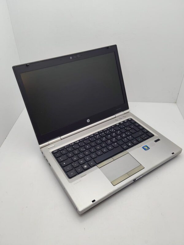 Ноутбук HP EliteBook 8470p / 14" (1600x900) TN / Intel Core i5-3380M (2 (4) ядра по 2.9 - 3.6 GHz) / 6 GB DDR3 / 320 GB HDD / Intel HD Graphics 4000 / WebCam - Зображення 3