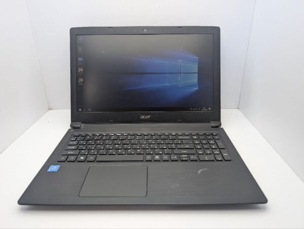 Ноутбук Acer Aspire 3 A315-33 / 15.6" (1366x768) TN / Intel Pentium N3710 (4 ядра по 1.6 - 2.56 GHz) / 8 GB DDR3 / 128 GB SSD / Intel Graphics / WebCam - Зображення 2