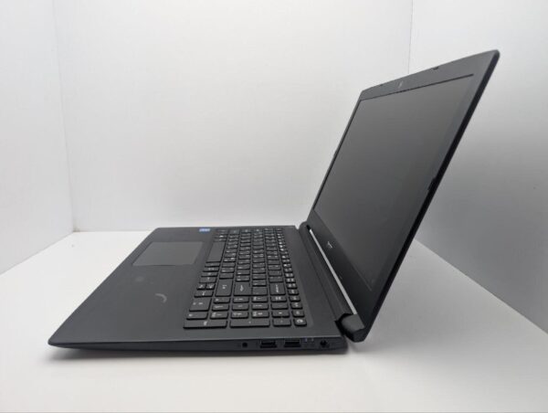 Ноутбук Acer Aspire 3 A315-33 / 15.6" (1366x768) TN / Intel Pentium N3710 (4 ядра по 1.6 - 2.56 GHz) / 8 GB DDR3 / 128 GB SSD / Intel Graphics / WebCam - Зображення 5