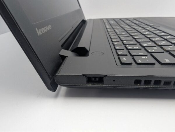 Ноутбук Б-клас Lenovo IdeaPad 300-15IBR / 15.6" (1366x768) TN / Intel Celeron N3050 (2 ядра по 1.6 - 2.16 GHz) / 4 GB DDR3 / 500 GB HDD / Intel HD Graphics / WebCam / DVD-ROM - Зображення 3