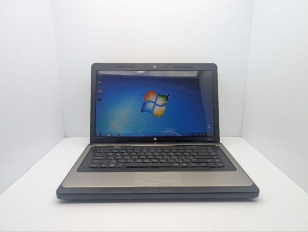 Ноутбук HP 635 / 15.6" (1366x768) TN / AMD E-450 (2 ядра по 1.65 GHz) / 6 GB DDR3 / 320 GB HDD / AMD Radeon HD 6320 Graphics / WebCam - Зображення 2