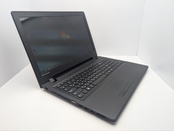 Ноутбук Б-клас Lenovo IdeaPad 300-15IBR / 15.6" (1366x768) TN / Intel Celeron N3050 (2 ядра по 1.6 - 2.16 GHz) / 4 GB DDR3 / 500 GB HDD / Intel HD Graphics / WebCam / DVD-ROM - Зображення 8