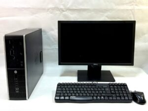 Комплект ПК: HP Compaq 8200 Elite SFF / Intel Core i7-2600 (4 (8) ядра по 3.4 - 3.8 GHz) / 16 GB DDR3 / 120 GB SSD + 500 GB HDD / Intel HD Graphics 2000 / DVD-ROM + Монітор Б-клас Dell E2216HF Black / 22" (1920x1080) TN + Клавіатура, мишка, кабелі