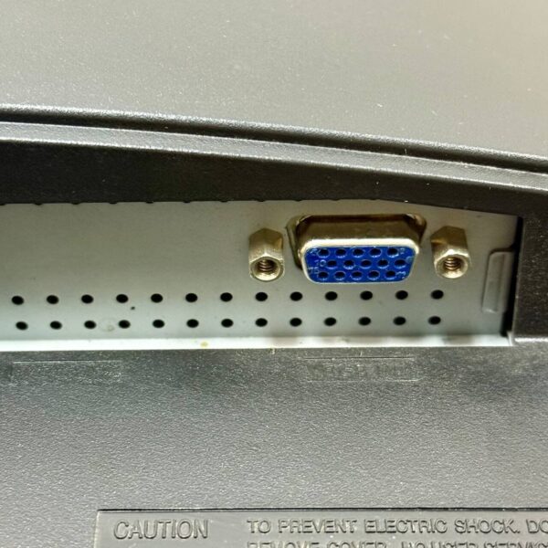 Комплект ПК: неттоп Lenovo ThinkCentre M93p Tiny USFF / Intel Core i3-4130 (2 (4) ядра по 3.4 GHz) / 8 GB DDR3 / 500 GB HDD / Intel HD Graphics 4400 / DVD-ROM + Монітор Б-клаc Samsung SyncMaster 943NW / 19" (1440x900) TN + Клавіатура, мишка, кабелі - Зображення 7