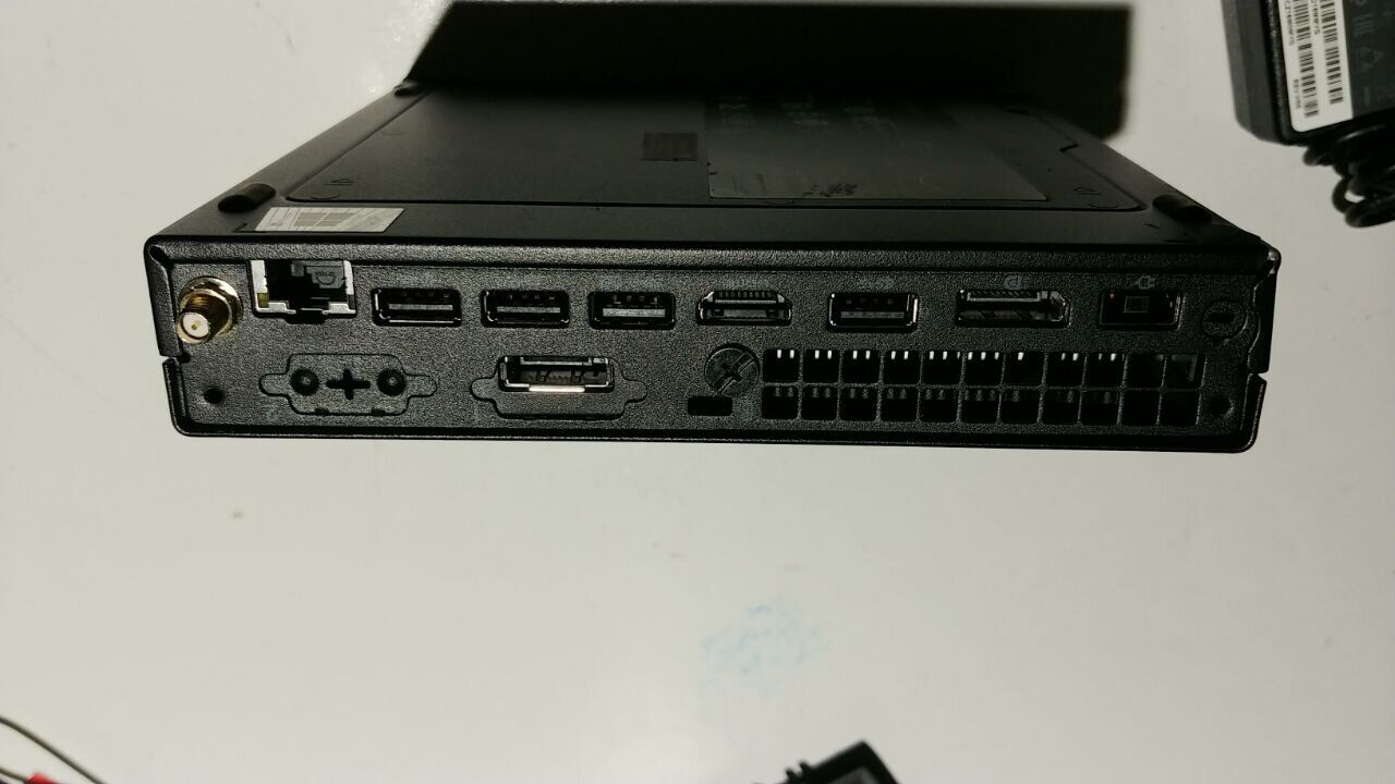 Неттоп Lenovo ThinkCentre M70q Gen2 USFF / Intel Core i5-11400T (6 (12) ядер по 1.3 - 3.7 GHz) / 16 GB DDR4 / 256 GB SSD / Intel HD Graphics 730 / Win 11 Pro - Зображення 3