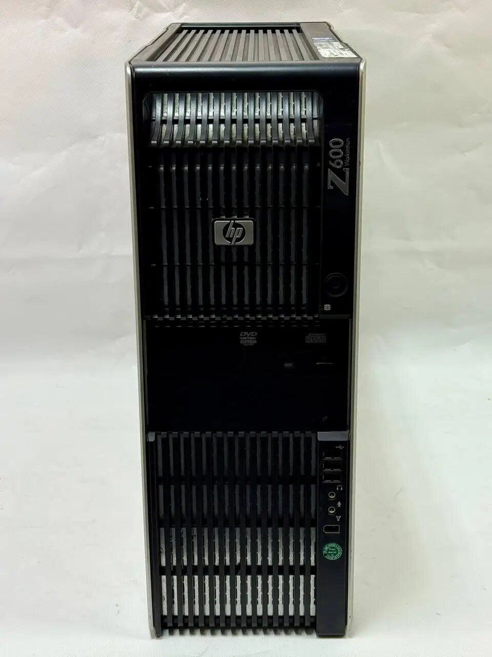 Робоча станція HP Z600 Workstation Tower / Intel Xeon E5520 (4 (8) ядра по 2.2 - 2.5 GHz) / 12 GB DDR3 / 240 GB SSD + 500 GB HDD / nVidia Quadro M2000, 4 GB GDDR5, 128-bit / DVD-ROM / 650W - Зображення 2