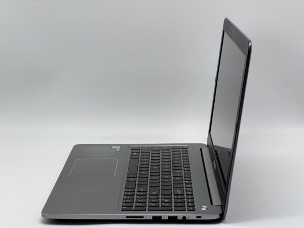 Ігровий ноутбук Asus K501UW / 15.6" (1920x1080) TN / Intel Core i7-6500U (2 (4) ядра по 2.5 - 3.1 GHz) / 16 GB DDR4 / 480 GB SSD / nVidia GeForce GTX 960M, 2 GB GDDR5, 128-bit / WebCam - Зображення 4