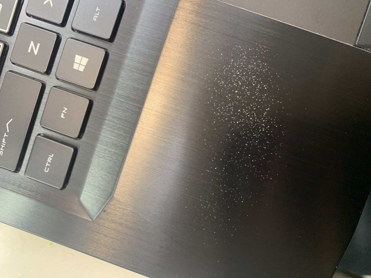 Ігровий ноутбук Б-клас HP Omen 15-ce198wm / 15.6" (1920x1080) IPS / Intel Core i7-8750H (6 (12) ядер по 2.2 - 4.1 GHz) / 16 GB DDR4 / 960 GB SSD / nVidia GeForce GTX 1060, 6 GB GDDR5, 192-bit / WebCam - Зображення 8