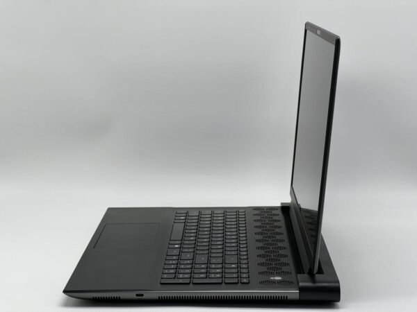 Ігровий ноутбук Dell Alienware m18 R1 / 18" (2560x1600) IPS / Intel Core i9-13980HX (24 (32) ядер по 4.0 - 5.6 GHz) / 64 GB DDR5 / 960 GB SSD / nVidia GeForce RTX 4090, 16 GB GDDR6, 256-bit / WebCam - Зображення 4