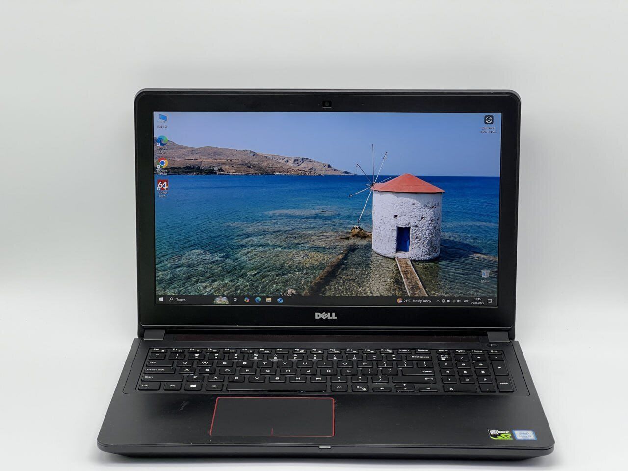 Ігровий ноутбук Dell Inspiron 15 7559 / 15.6" (1920x1080) IPS / Intel Core i5-6300HQ (4 ядра по 2.3 - 3.2 GHz) / 16 GB DDR3 / 480 GB SSD / nVidia GeForce GTX 960M, 4 GB GDDR5, 128-bit / WebCam - Зображення 2