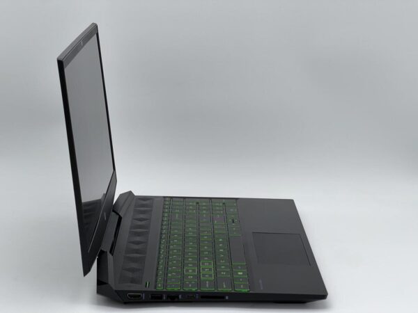 Ігровий ноутбук HP Pavilion Gaming 15-dk1035nr / 15.6" (1920x1080) IPS / Intel Core i5-10300H (4 (8) ядра по 2.5 - 4.5 GHz) / 16 GB DDR4 / 480 GB SSD / nVidia GeForce GTX 1050, 3 GB GDDR5, 96-bit / WebCam - Зображення 3