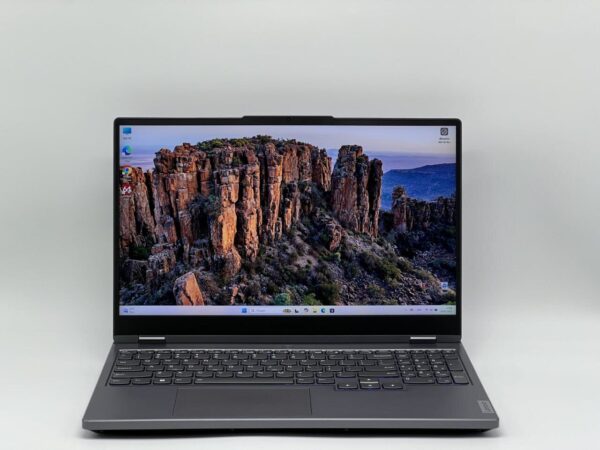 Ігровий ноутбук Lenovo Legion 5 15ARH7H / 15.6" (1920x1080) IPS / AMD Ryzen 7 6800H (8 (16 ядер по 3.2 - 4.7 GHz) / 32 GB DDR5 / 960 GB SSD / nVidia GeForce RTX 3060, 6 GB GDDR6, 192-bit / WebCam - Зображення 2