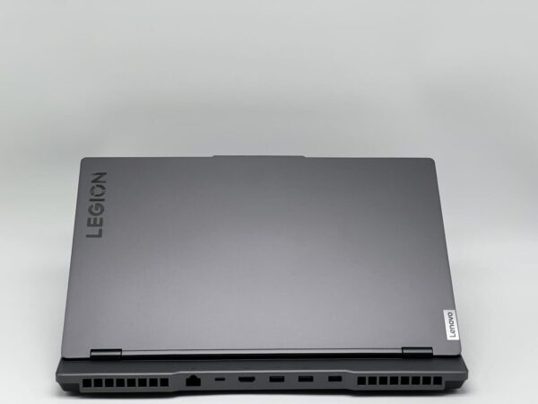 Ігровий ноутбук Lenovo Legion 5 15ARH7H / 15.6" (1920x1080) IPS / AMD Ryzen 7 6800H (8 (16 ядер по 3.2 - 4.7 GHz) / 32 GB DDR5 / 960 GB SSD / nVidia GeForce RTX 3060, 6 GB GDDR6, 192-bit / WebCam - Зображення 5