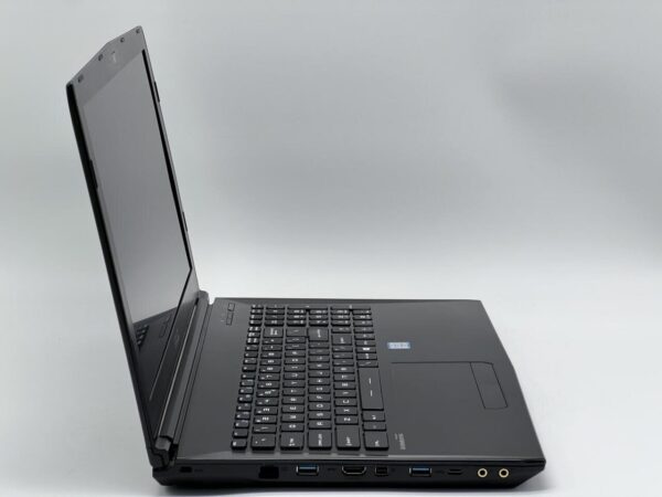 Ігровий ноутбук MSI Apache Pro GE62 6QC / 15.6" (1920x1080) TN / Intel Core i5-6300HQ (4 ядра по 2.3 - 3.2 GHz) / 16 GB DDR4 / 512 GB SSD / nVidia GeForce GTX 960M, 2 GB GDDR5, 128-bit / WebCam - Зображення 3