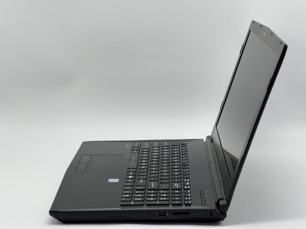 Ігровий ноутбук MSI Apache Pro GE62 6QC / 15.6" (1920x1080) TN / Intel Core i5-6300HQ (4 ядра по 2.3 - 3.2 GHz) / 16 GB DDR4 / 512 GB SSD / nVidia GeForce GTX 960M, 2 GB GDDR5, 128-bit / WebCam - Зображення 4