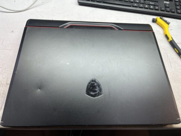 Ігровий ноутбук Б-клас MSI Raider GE78HX 13VG-020US / 17" (2560x1600) IPS / Intel Core i9-13950HX (24 (32) ядра по 2.2 - 5.5 GHz) / 32 GB DDR5 / 960 GB SSD / nVidia GeForce RTX 4070, 8 GB GDDR6, 128-bit / WebCam - Зображення 5
