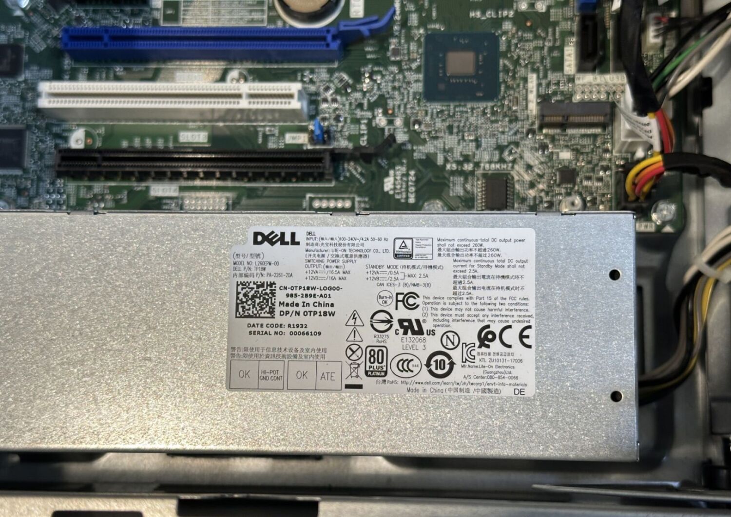 Комп'ютер Б-клас Dell OptiPlex 7070 Tower / Intel Core i5-9500 (6 ядер по 3.0 - 4.4 GHz) / 8 GB DDR4 / no HDD / Intel UHD Graphics 630 / 260W / DisplayPort - Зображення 8