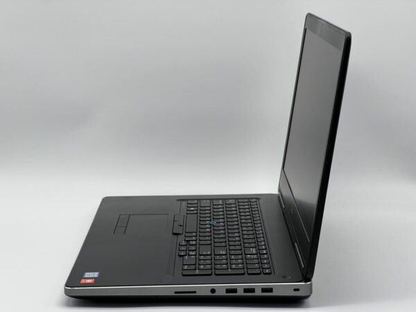 Мобільна робоча станція Dell Precision 7710 / 17.3" (1920x1080) IPS / Intel Xeon E3-1535M v5 (4 (8) ядра по 2.9 - 3.8 GHz) / 32 GB DDR4 / 960 GB SSD / nVidia Quadro M5000M, 8 GB GDDR5, 256-bit / WebCam - Зображення 4