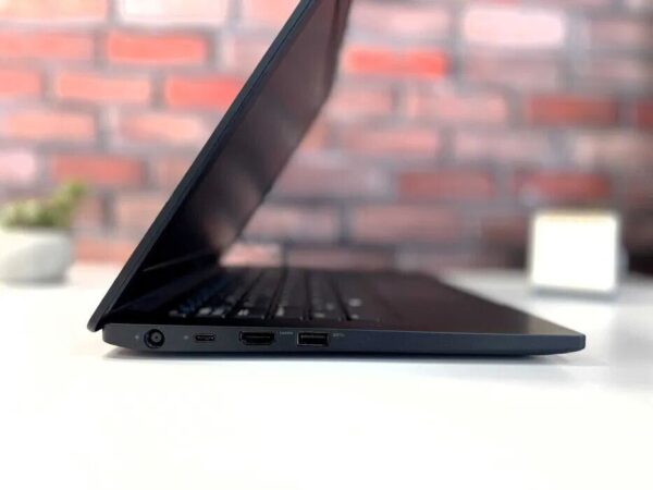 Нетбук Dell Latitude 7290 / 12.5" (1366x768) TN / Intel Core i5-7300U (2 (4) ядра по 2.6 - 3.5 GHz) / 8 GB DDR4 / 256 GB SSD / Intel UHD Graphics 620 / WebCam / Win 10 Pro - Зображення 4