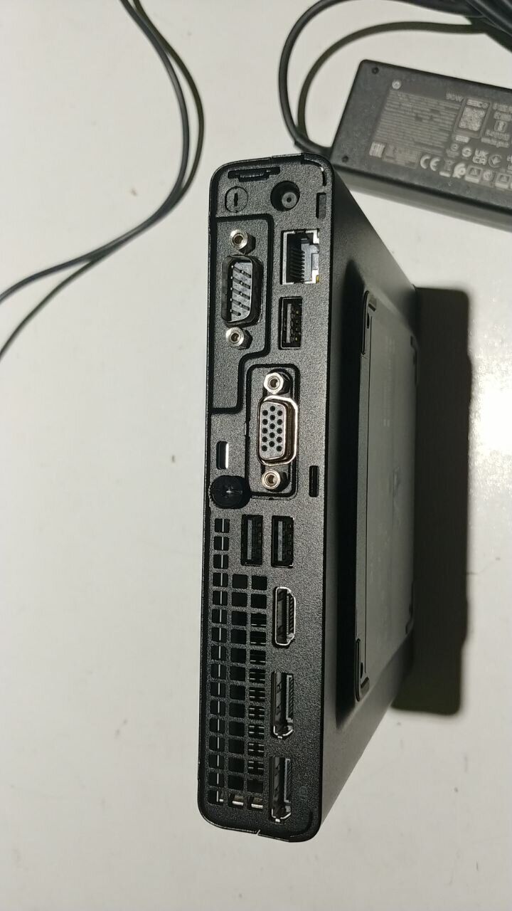 Неттоп Б-клас HP Elite Mini 800 G9 USFF / Intel Core i3-12300T (4 (8) ядра по 2.3 - 4.2 GHz) / 16 GB DDR4 / 256 GB SSD / Intel UHD Graphics 730 / Com Port / HDMI / VGA / DP / Windows 11 Pro - Зображення 3