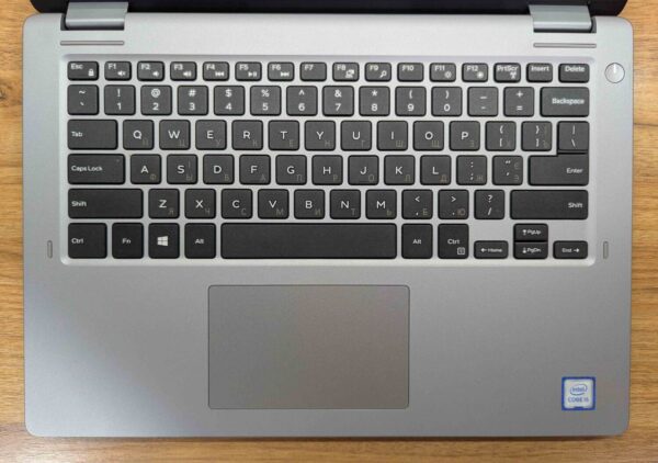 Ноутбук-трансформер Dell Latitude 3310 / 13.3" (1920x1080) IPS Touch / Intel Core i5-8265U (4 (8) ядра по 1.6 - 3.9 GHz) / 8 GB DDR4 / 512 GB SSD / Intel UHD Graphics / WebCam / Windows 10 - Зображення 3