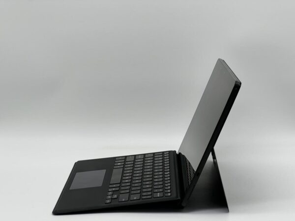 Ноутбук-трансформер Dell Latitude 5290 2-in-1 / 12.3" (1920x1080) IPS Touch / Intel Core i5-8250U (4 (8) ядра по 1.6 - 3.4 GHz) / 8 GB DDR3 / 120 GB SSD / Intel UHD Graphics 620 / WebCam - Зображення 5