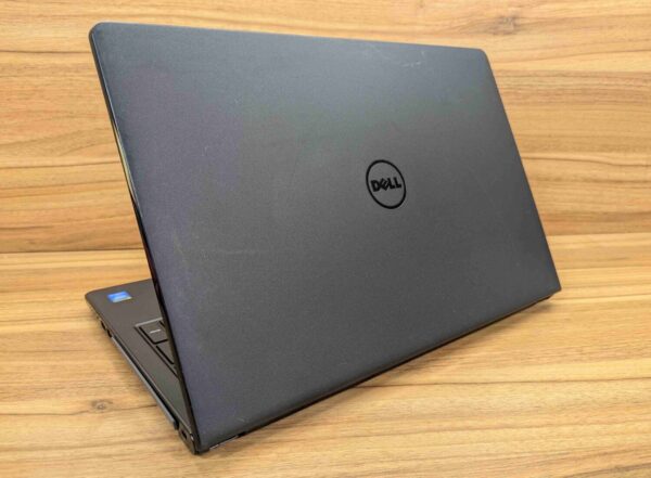 Ноутбук Б-клас Dell Inspiron 15-3558 / 15.6" (1366x768) TN / Intel Core i3-5005U (2 (4) ядра по 2.0 GHz) / 8 GB DDR3 / 240 GB SSD / Intel HD Graphics 5500 / WebCam / Windows 10 - Зображення 7