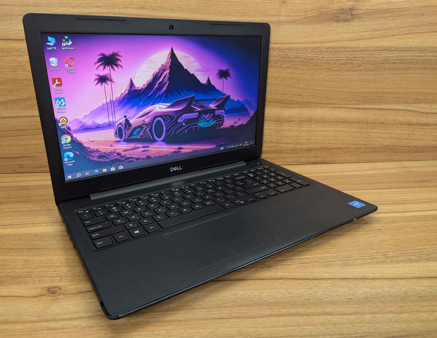 Ноутбук Б-клас Dell Latitude 3590 / 15.6" (1366x768) TN / Intel Celeron 3865U (2 ядра по 1.8 GHz) / 8 GB DDR4 / 240 GB SSD / Intel HD Graphics 610 / WebCam / HDMI / Windows 10 - Зображення 5