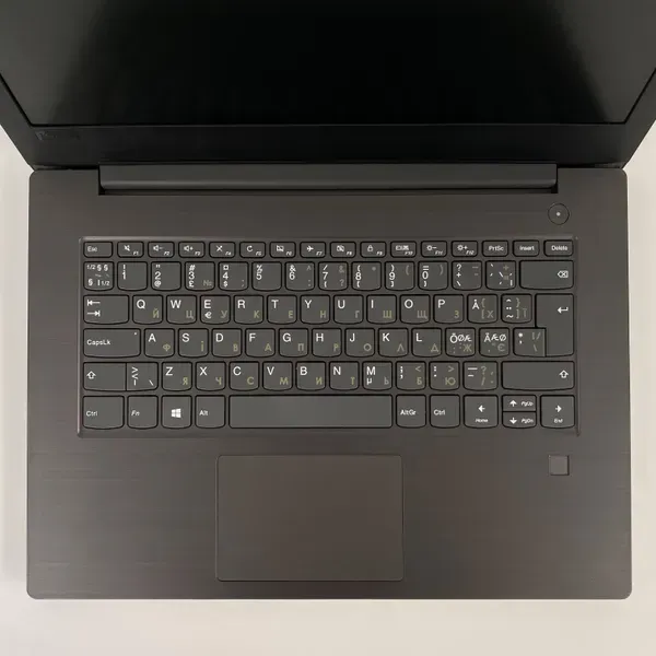 Ноутбук Б-клас Lenovo IdeaPad V330-14IKB / 14" (1920x1080) TN / Intel Core i5-8250U (4 (8) ядра по 1.6 - 3.4 GHz) / 8 GB DDR4 / 256 GB SSD / Intel UHD Graphics 620 / HDMI / WebCam - Зображення 4