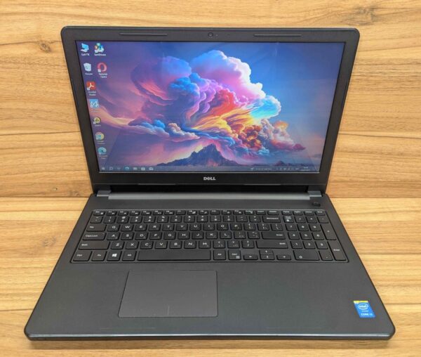 Ноутбук Dell Inspiron 15-3558 / 15.6" (1366x768) TN / Intel Core i3-5005U (2 (4) ядра по 2.0 GHz) / 8 GB DDR3 / 240 GB SSD / Intel HD Graphics 5500 / WebCam / HDMI / Windows 10 - Зображення 2