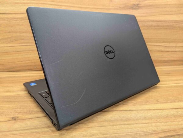 Ноутбук Dell Inspiron 15-3558 / 15.6" (1366x768) TN / Intel Core i3-5005U (2 (4) ядра по 2.0 GHz) / 8 GB DDR3 / 240 GB SSD / Intel HD Graphics 5500 / WebCam / HDMI / Windows 10 - Зображення 6