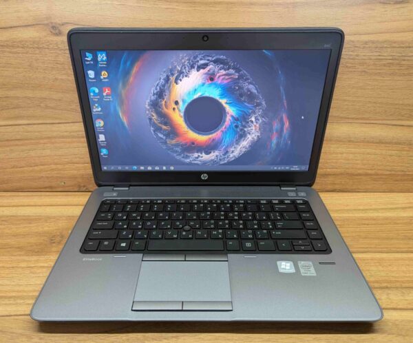 Ноутбук HP EliteBook 840 G1 / 14" (1366x768) TN / Intel Core i7-4600U (2 (4) ядра по 2.1 - 3.3 GHz) / 8 GB DDR3 / 240 GB SSD / Intel HD Graphics 4400 / Fingerprint / WebCam / Windows 10 - Зображення 2