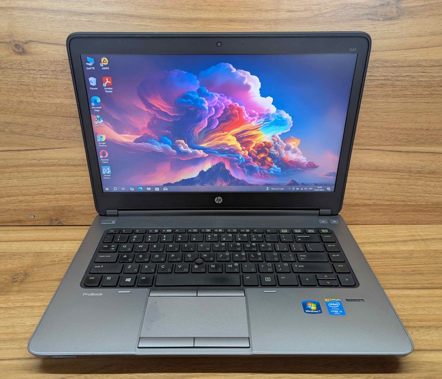 Ноутбук HP ProBook 640 G1 / 14" (1366x768) TN / Intel Core i5-4300M (2 (4) ядра по 2.6 - 3.3 GHz) / 8 GB DDR3 / 240 GB SSD / Intel HD Graphic 4600 / Fingerprint / WebCam / Windows 10 - Зображення 2