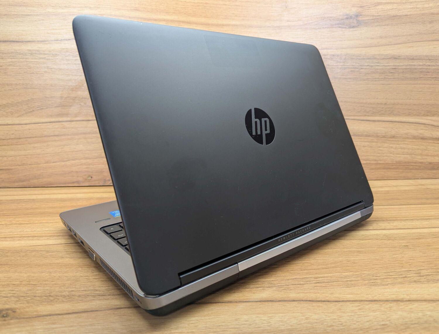 Ноутбук HP ProBook 640 G1 / 14" (1366x768) TN / Intel Core i5-4300M (2 (4) ядра по 2.6 - 3.3 GHz) / 8 GB DDR3 / 240 GB SSD / Intel HD Graphic 4600 / Fingerprint / WebCam / Windows 10 - Зображення 6