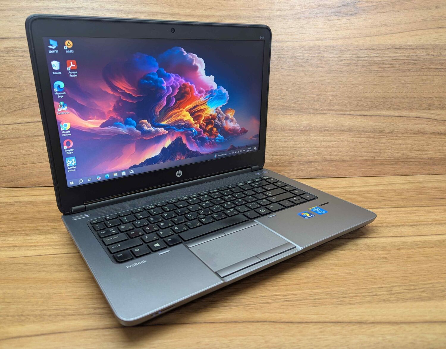 Ноутбук HP ProBook 640 G1 / 14" (1366x768) TN / Intel Core i5-4300M (2 (4) ядра по 2.6 - 3.3 GHz) / 8 GB DDR3 / 240 GB SSD / Intel HD Graphic 4600 / Fingerprint / WebCam / Windows 10 - Зображення 4