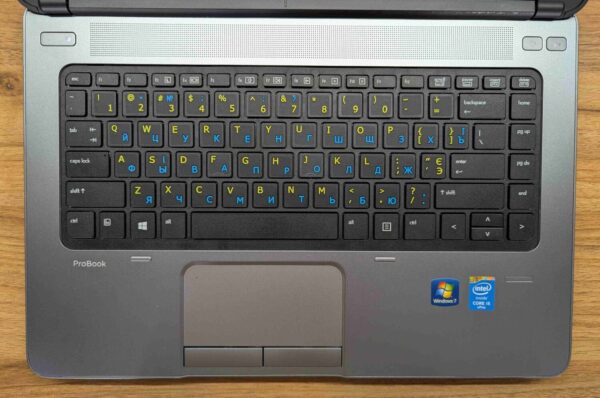 Ноутбук HP ProBook 640 G1 / 14" (1366x768) TN / Intel Core i5-4300M (2 (4) ядра по 2.6 - 3.3 GHz) / 8 GB DDR3 / 240 GB SSD / Intel HD Graphic 4600 / WebCam / Fingerprint / Windows 10 - Зображення 3