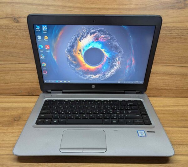Ноутбук HP ProBook 640 G2 / 14" (1920x1080) IPS / Intel Core i7-6600U (2 (4) ядра по 2.6 - 3.4 GHz) / 8 GB DDR4 / 240 GB SSD / Intel HD Graphics 520 / TouchID / WebCam / Windows 10 - Зображення 2